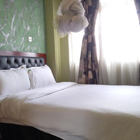 Ash White Hotel Найробі Екстер'єр фото