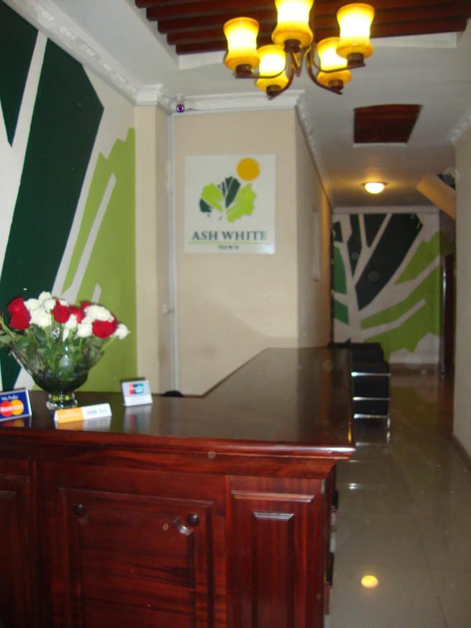 Ash White Hotel Найробі Екстер'єр фото