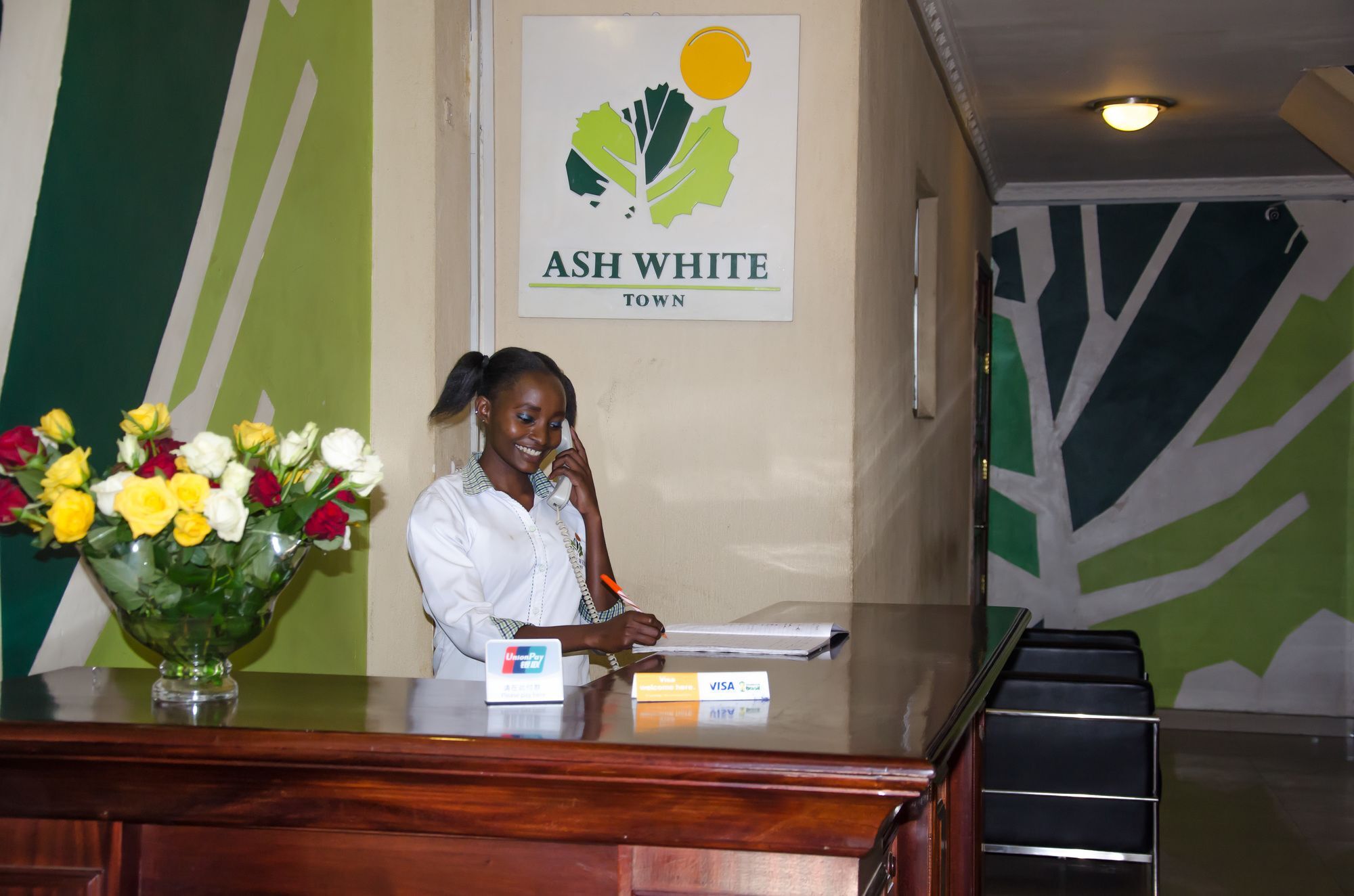 Ash White Hotel Найробі Екстер'єр фото